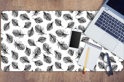 Alfombrilla escritorio Plumas en blanco y negro