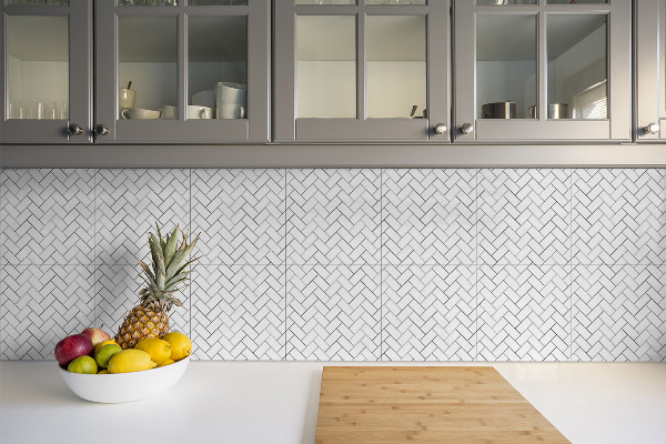 Baldosas vinílicas autoadhesivas Herringbone blanco