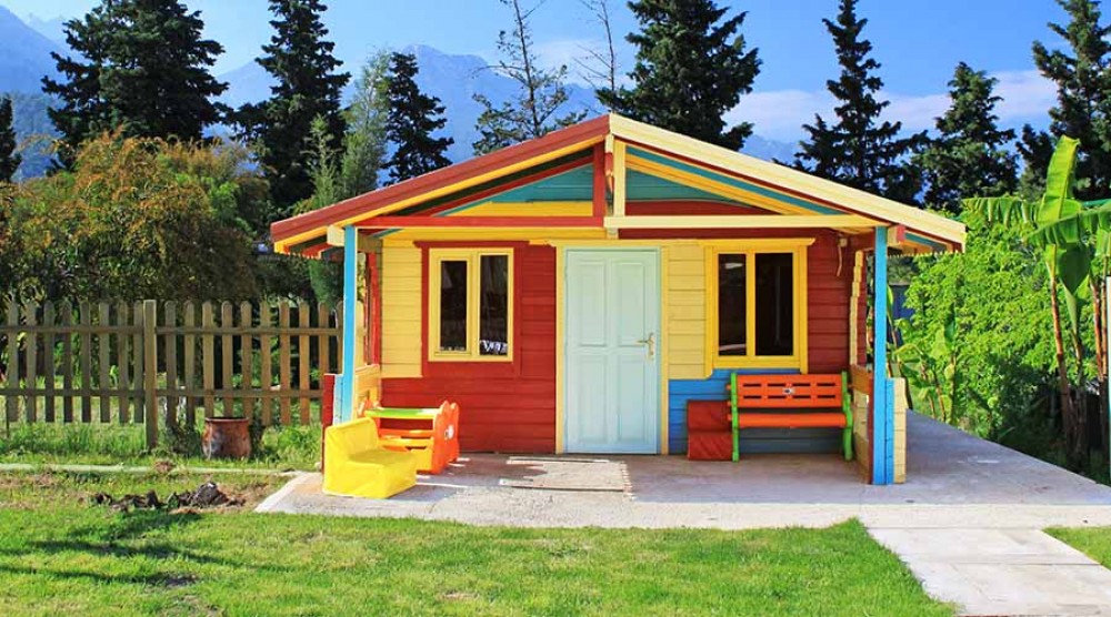 interiores de casas de jardín para niños