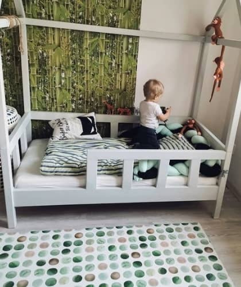 alfombra vinílica para habitación infantil